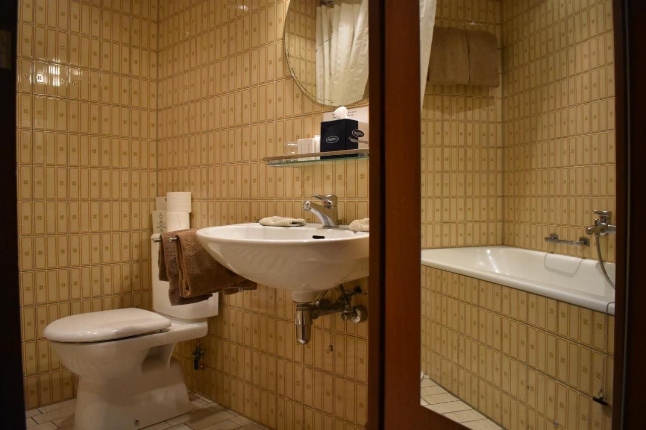 Hotel Atlanta Valkenburg aan de Geul Esterno foto