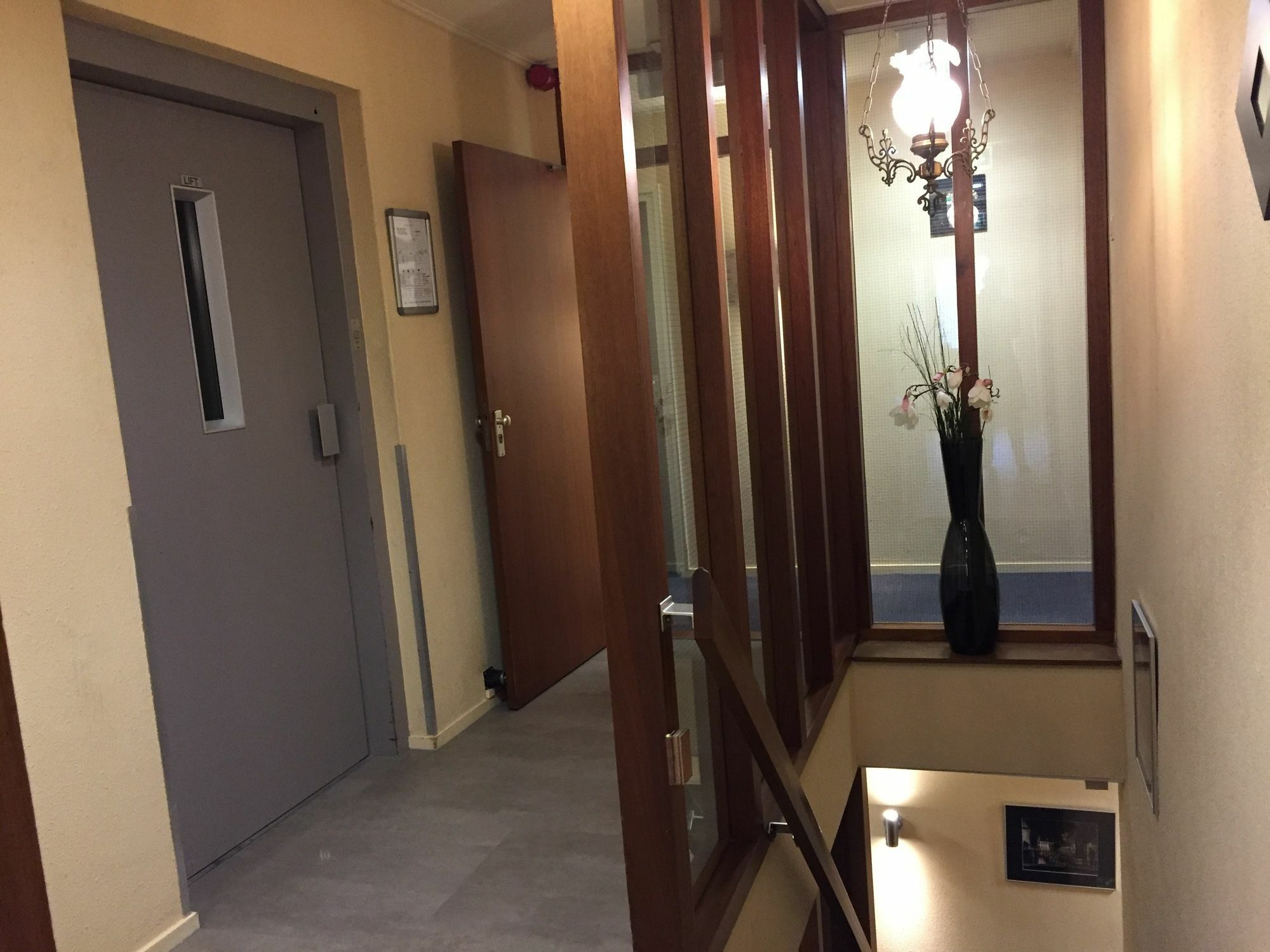 Hotel Atlanta Valkenburg aan de Geul Esterno foto